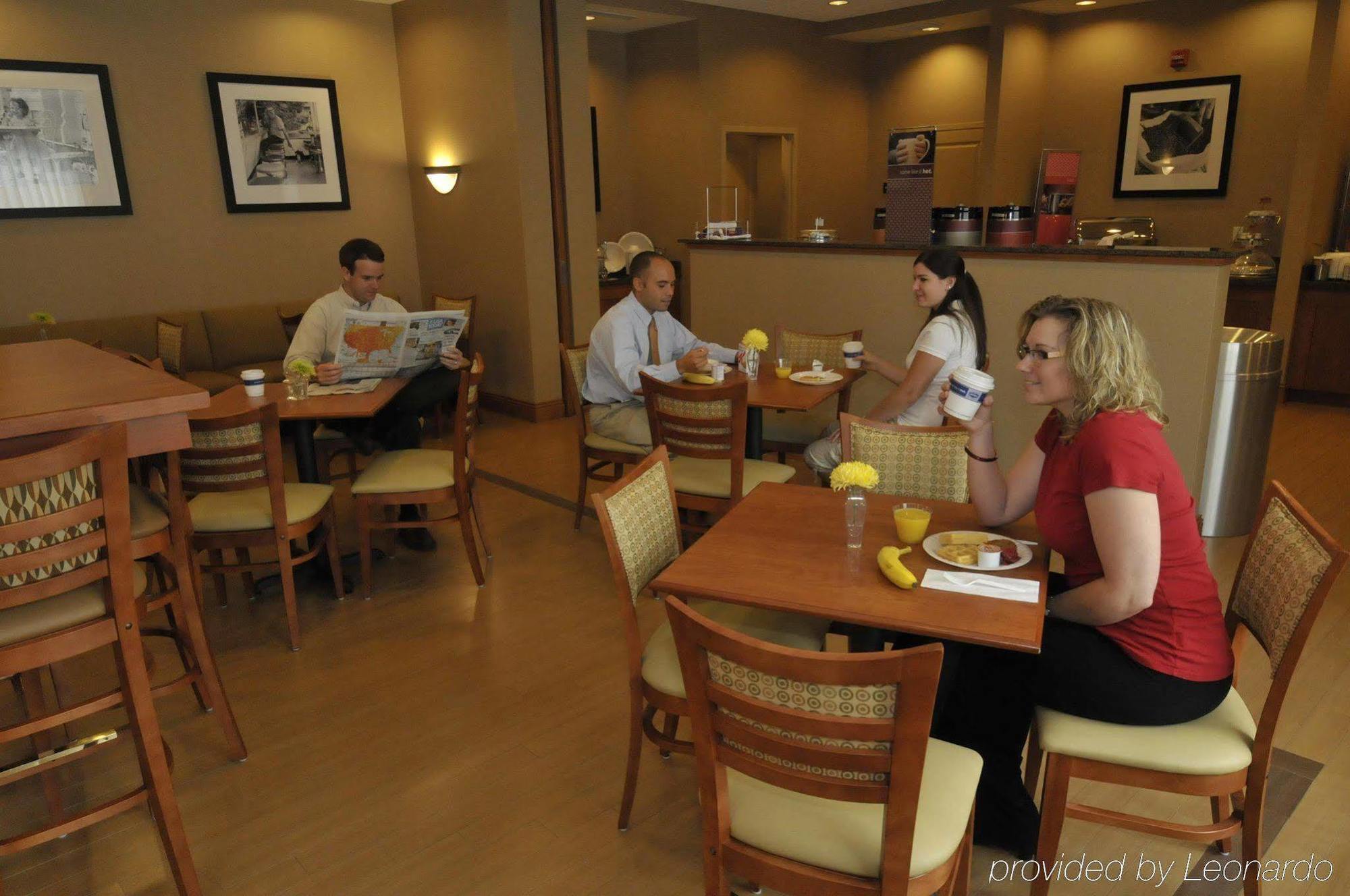 แฮมป์ตัน อินน์ นาชัว Nashua ร้านอาหาร รูปภาพ